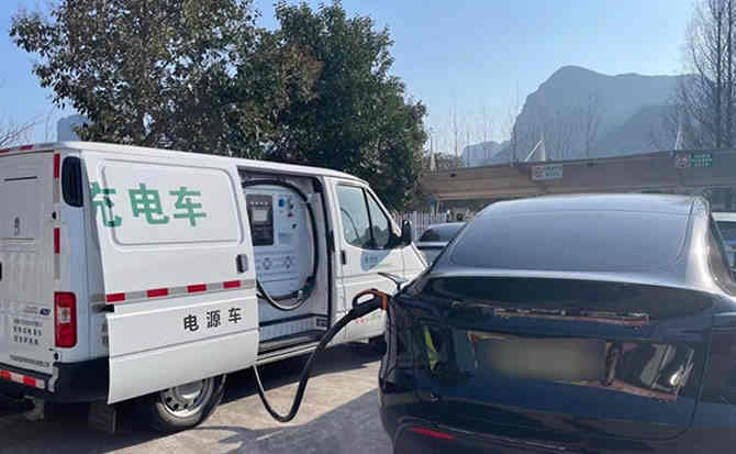 双辽汽车搭电